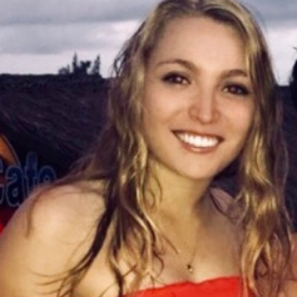 Meet your Posher, Kayla
